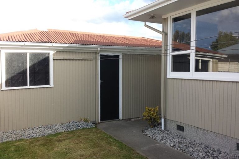 Photo of property in 809 Oxford Street, Saint Leonards, Hastings, 4120