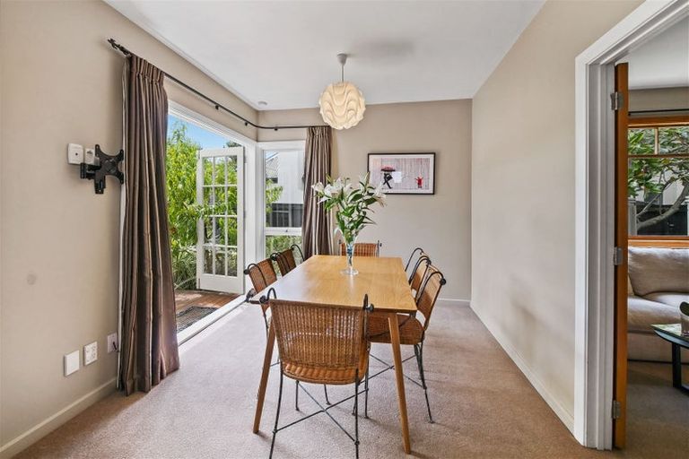 Photo of property in 51 Hawkesbury Avenue, St Albans, Christchurch, 8014