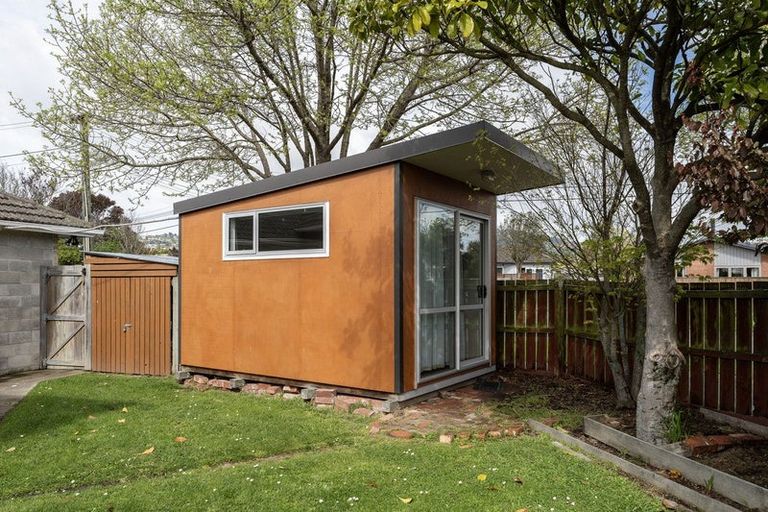 Photo of property in 6 Leistrella Road, Hoon Hay, Christchurch, 8025