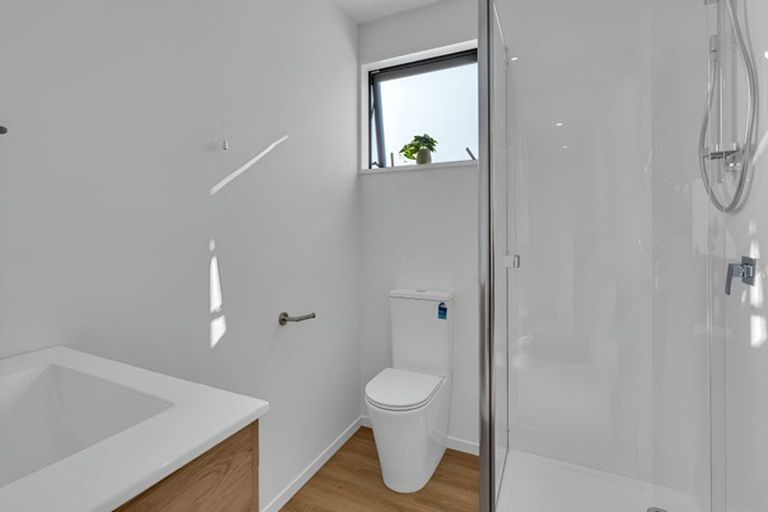 Photo of property in 2/116 Aldwins Road, Phillipstown, Christchurch, 8062