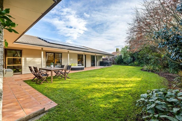 Photo of property in 27b Montclare Avenue, Ilam, Christchurch, 8041