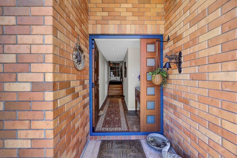 Photo of property in 9 Elizabeth Grove, Stratford, 4332
