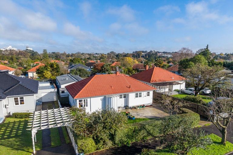 Photo of property in 61 Macfarlane Street, Hamilton East, Hamilton, 3216