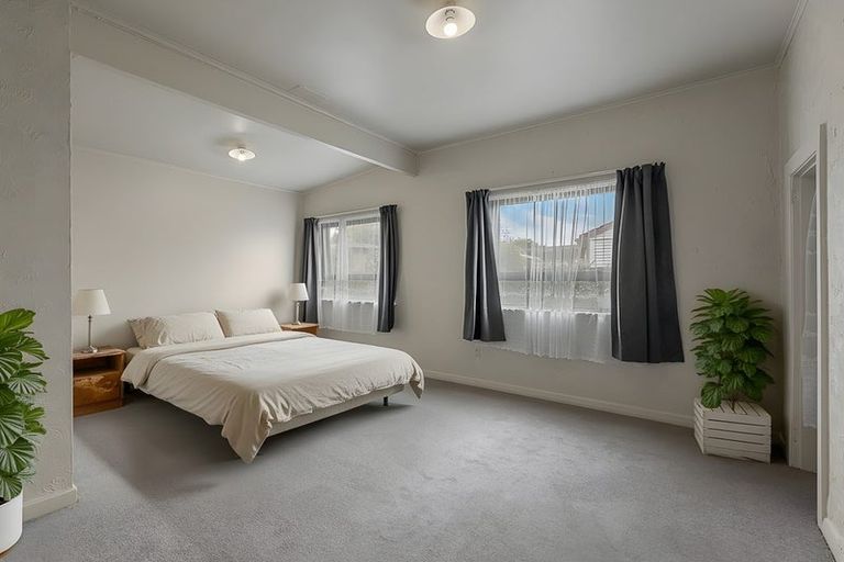 Photo of property in 11 Miami Street, Mangere East, Auckland, 2024