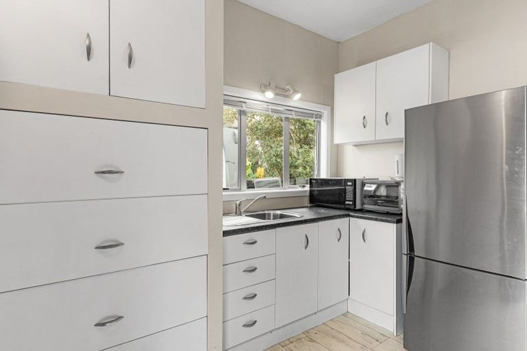 Photo of property in 147a Torkar Road, Clarks Beach, 2122