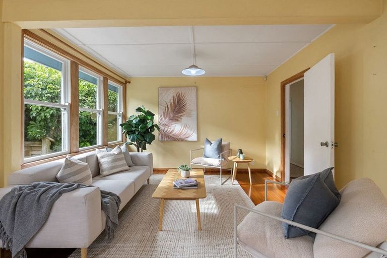 Photo of property in 39 Victory Avenue, Karori, Wellington, 6012