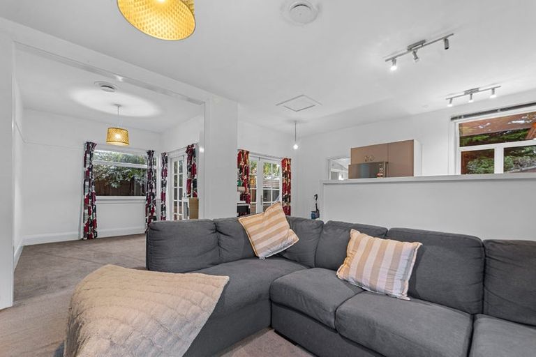 Photo of property in 6 Lionel Street, Avonside, Christchurch, 8061