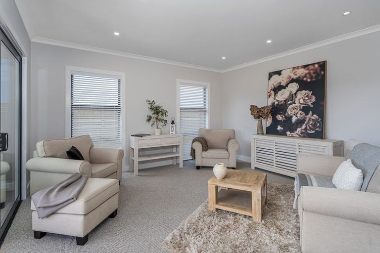 Photo of property in 168 Kupe Drive, Whitianga, 3510