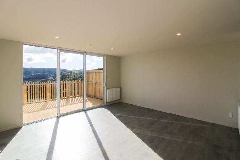 Photo of property in 6u9 Bushland Grove, Paparangi, Wellington, 6037