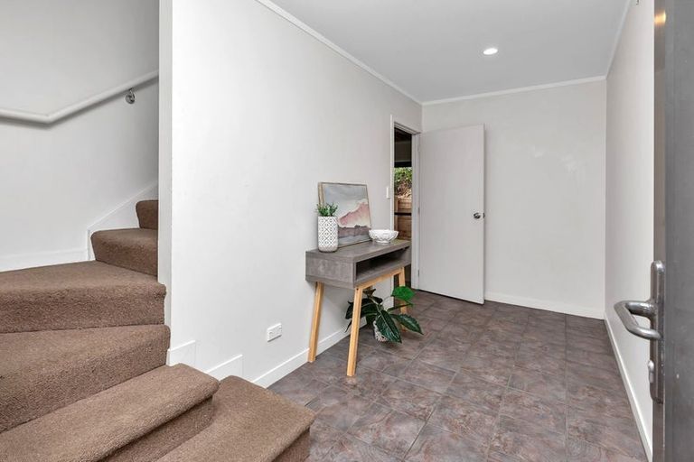 Photo of property in 17a Tikorangi Place, Morningside, Whangarei, 0110