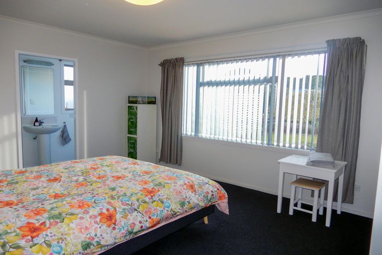 Photo of property in 1 Anderson Street, Kakanui, Oamaru, 9495
