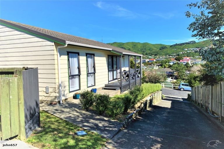 Photo of property in 37f2 Bould Street, Johnsonville, Wellington, 6037