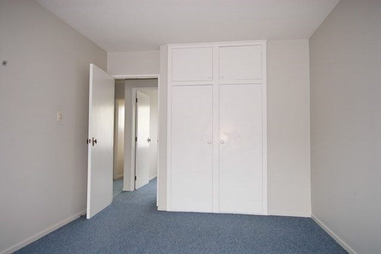 Photo of property in 42 Chipping Lane, Redwood, Christchurch, 8051