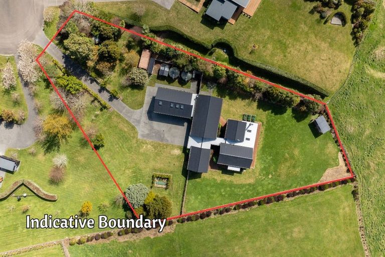 Photo of property in 67 Lomond Grove, Acacia Bay, Taupo, 3385