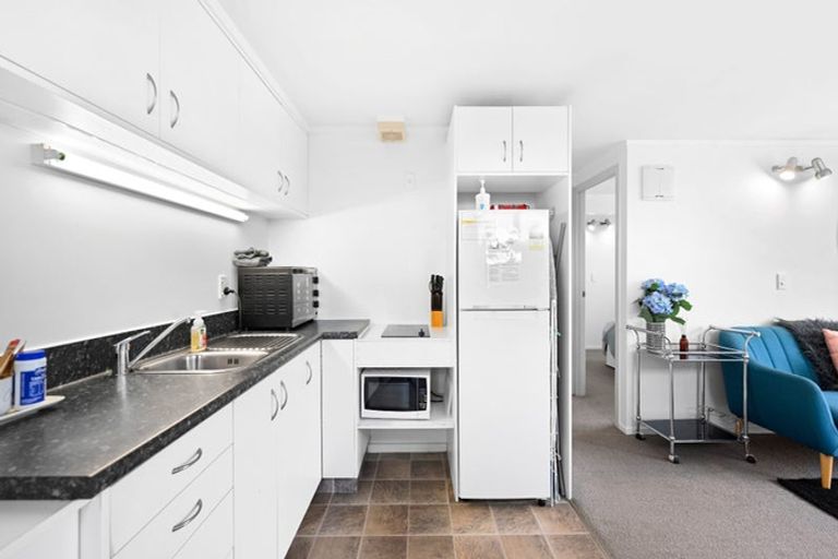 Photo of property in 22 Prisk Street, Melville, Hamilton, 3206