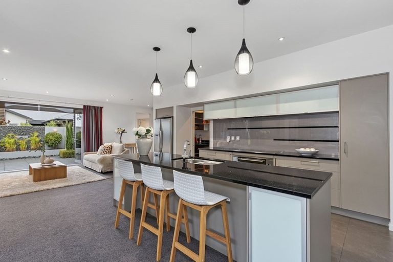 Photo of property in 52 Glen Oaks Drive, Northwood, Christchurch, 8051