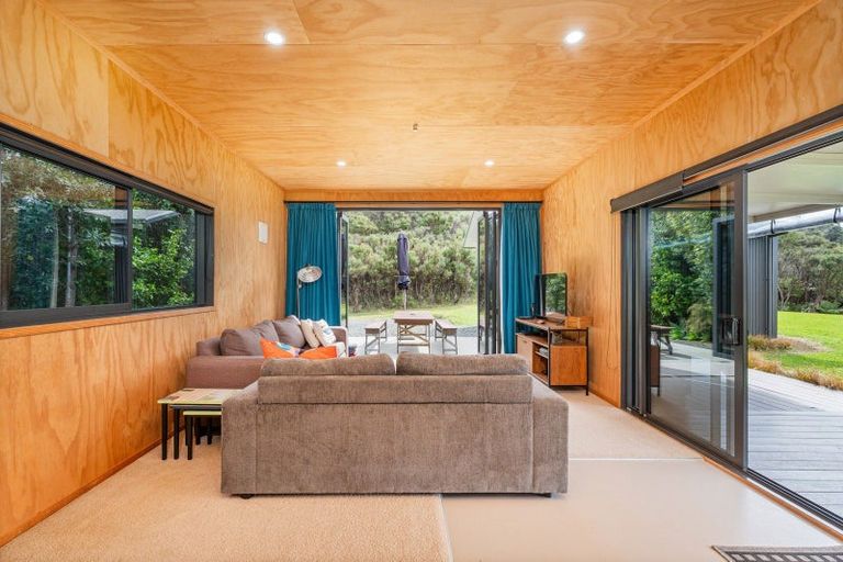 Photo of property in 106a Horongaherehere Row, Te Rerenga, Coromandel, 3582