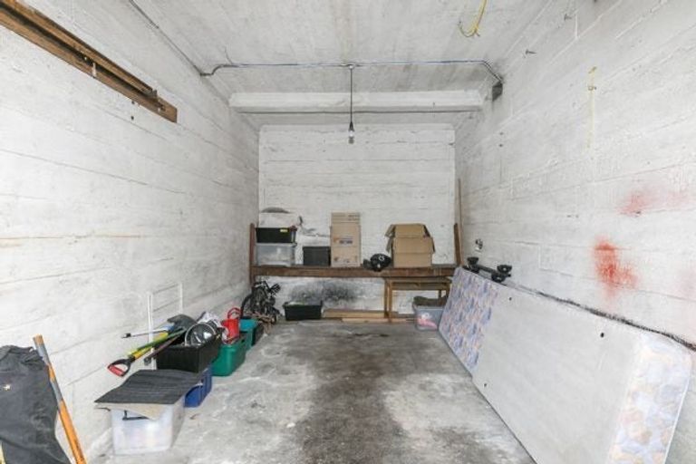 Photo of property in 17u4 Oriental Terrace, Oriental Bay, Wellington, 6011
