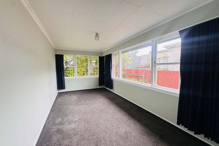 Photo of property in 65 Maitland Street, Strathern, Invercargill, 9812