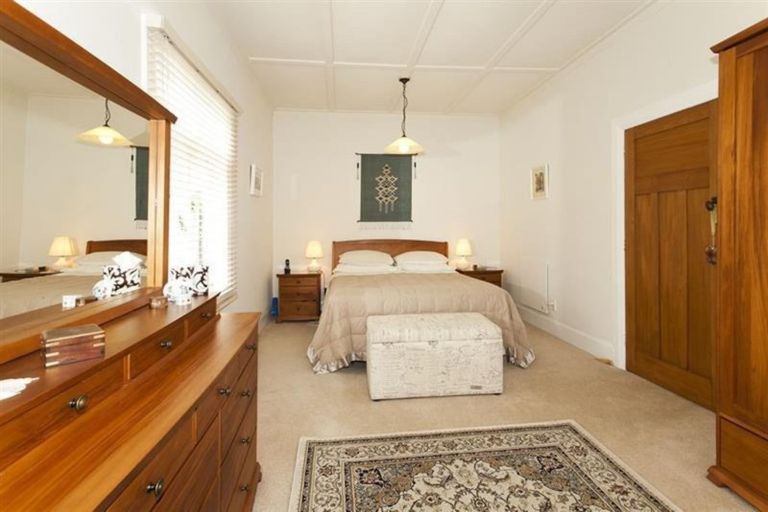 Photo of property in 10 Garden Terrace, Devonport, Auckland, 0624