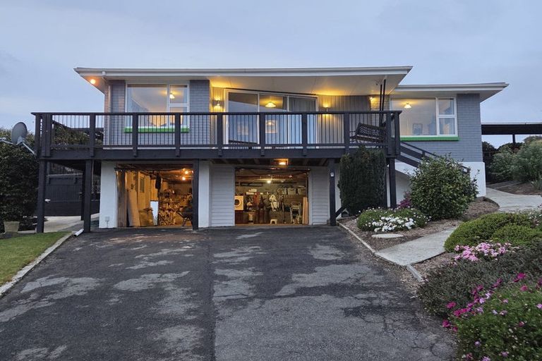 Photo of property in 3 Lincoln Terrace, Balclutha, 9230