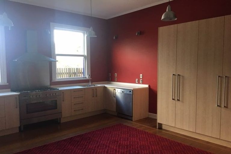 Photo of property in 36 Canterbury Street, Lyttelton, 8082