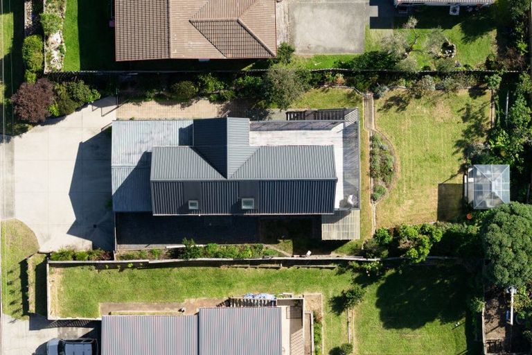 Photo of property in 1281 Papamoa Beach Road, Papamoa Beach, Papamoa, 3118