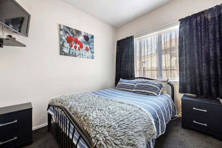 Photo of property in 24 Grafton Street, Waltham, Christchurch, 8011