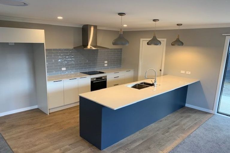 Photo of property in 42 Rose Leigh Drive, Cambridge, 3434