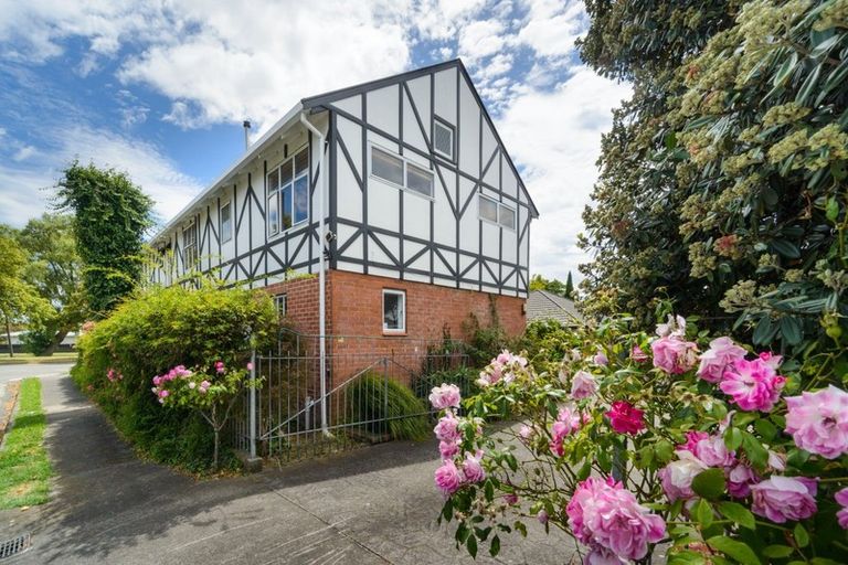 Photo of property in 606 Pioneer Highway, Highbury, Palmerston North, 4412