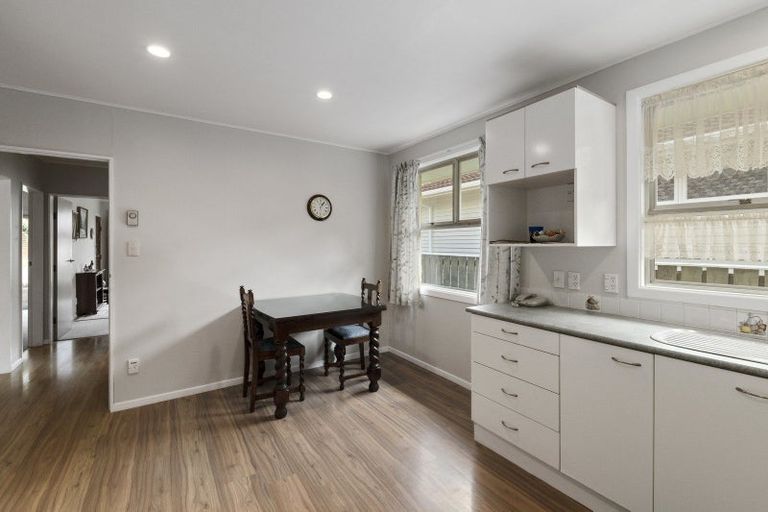 Photo of property in 7 Kowhai Grove, Waikanae, 5036