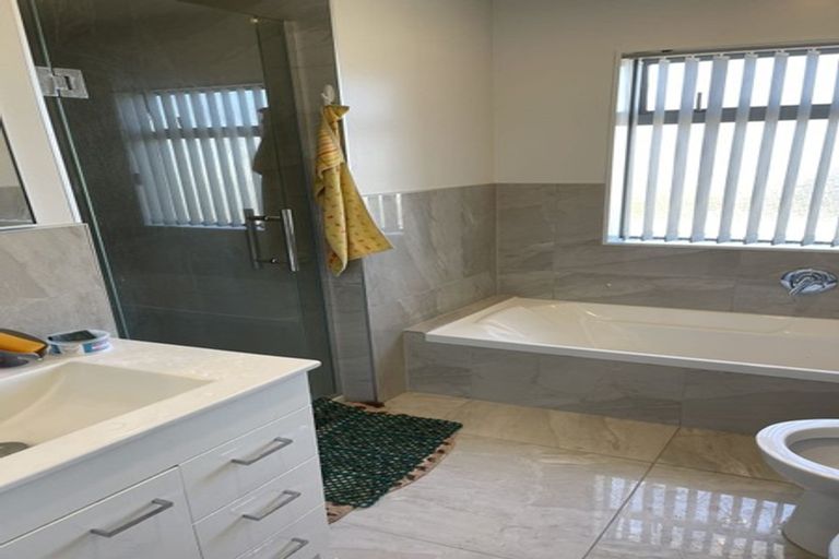 Photo of property in 124 Hall Avenue, Favona, Auckland, 2024