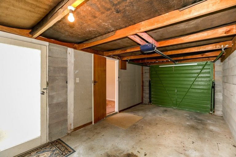 Photo of property in 13 Karamu Street, Strandon, New Plymouth, 4312