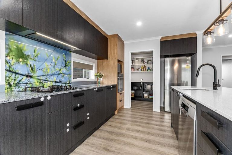 Photo of property in 12 Maui Place, Te Kamo, Whangarei, 0112