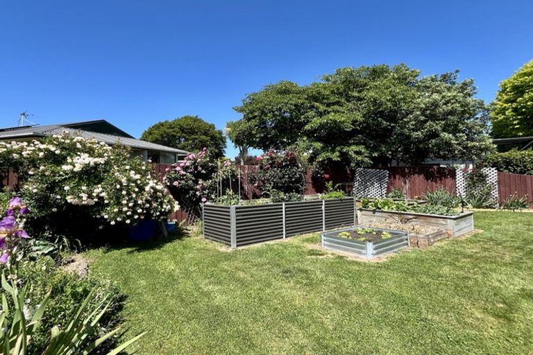 Photo of property in 44c Woodend Road, Woodend, 7610