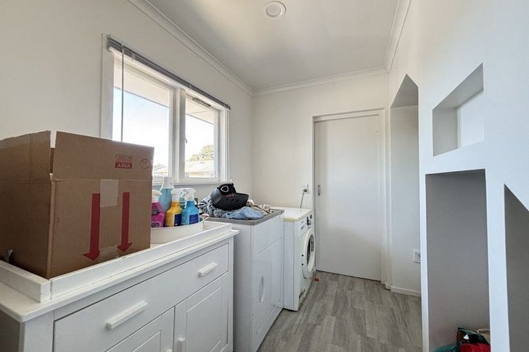 Photo of property in 1/125 Springs Road, Hornby, Christchurch, 8042