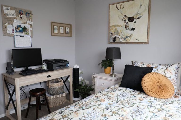 Photo of property in 1 Snapper Street, Baylys Beach, Dargaville, 0377