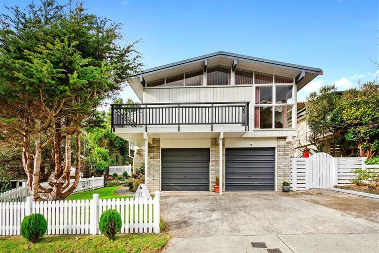 Photo of property in 78 Churton Drive, Churton Park, Wellington, 6037