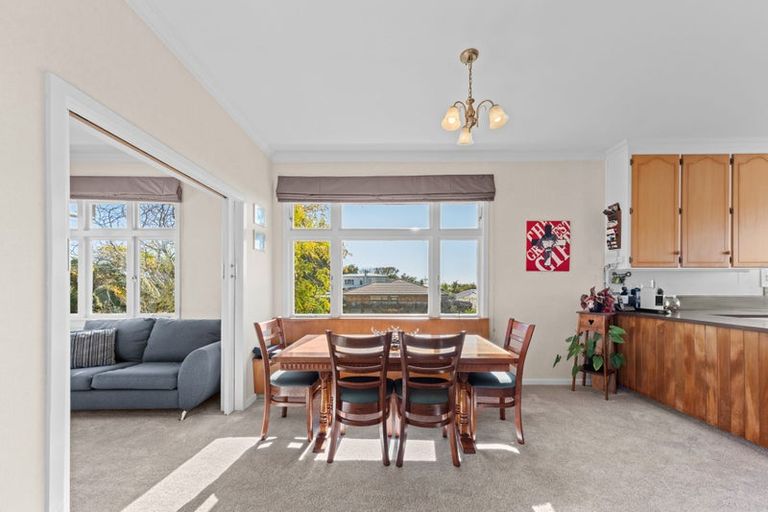 Photo of property in 1/1 Wilton Street, Westown, New Plymouth, 4310