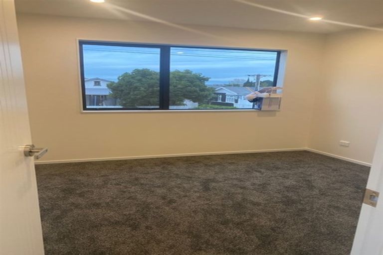 Photo of property in 1/11 Rimu Street, New Lynn, Auckland, 0600