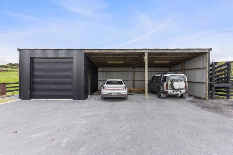 Photo of property in 38 Hawthorne Lane, Kingseat, Papakura, 2580