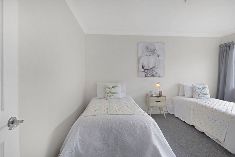 Photo of property in 316a Main Road, Tawa, Wellington, 5028
