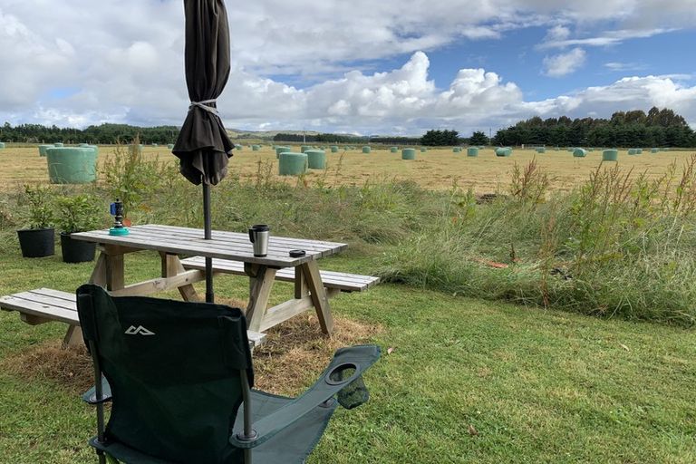 Photo of property in 1400 Ramparts Road, Manapouri, 9679