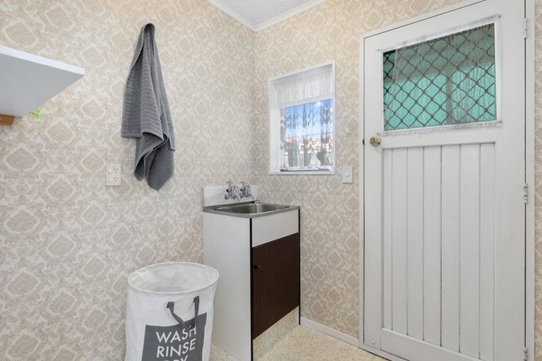 Photo of property in 4/30 Leighton Avenue, Waiwhetu, Lower Hutt, 5010