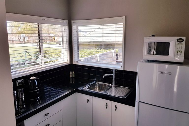 Photo of property in 14 Omega Place, Casebrook, Christchurch, 8051