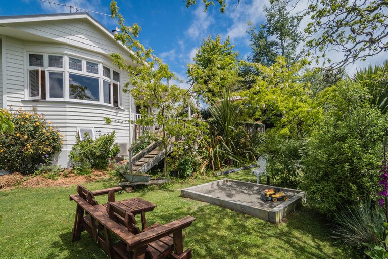 Photo of property in 12 Hewlings Street, Geraldine, 7930