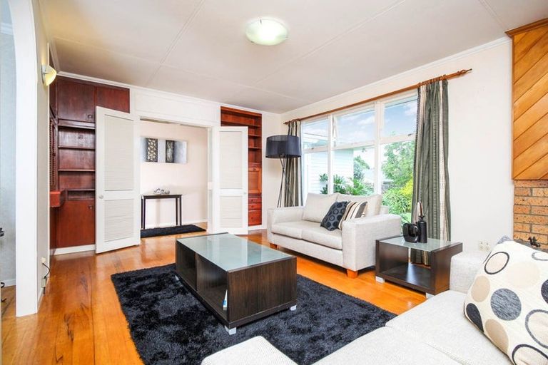 Photo of property in 12 Dreifuss Place, Mangere East, Auckland, 2024