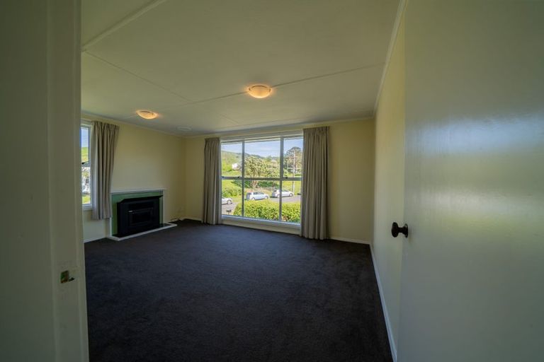 Photo of property in 53 Piko Street, Titahi Bay, Porirua, 5022