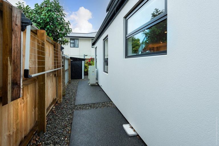Photo of property in 18 Kenilworth Street, Addington, Christchurch, 8024