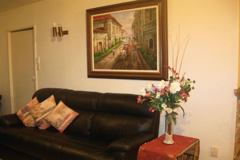 Photo of property in 18a Caesars Place, Churton Park, Wellington, 6037